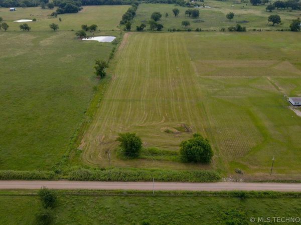 S 184th Street W, Haskell, OK 74436