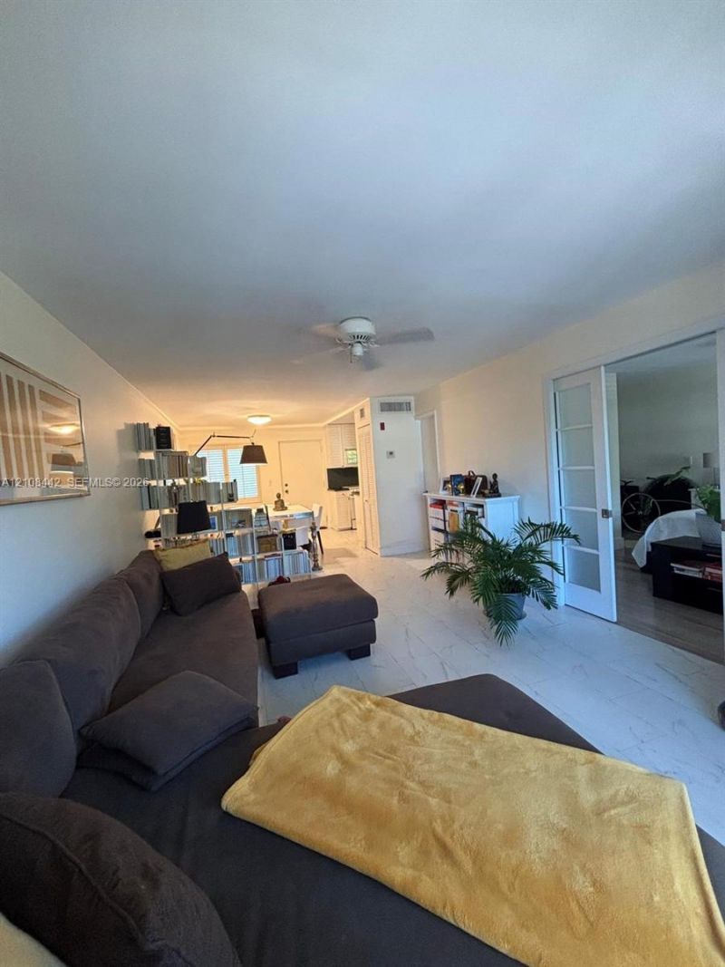 1610 Lenox Ave, Unit 302, Miami Beach, FL 33139 Photo