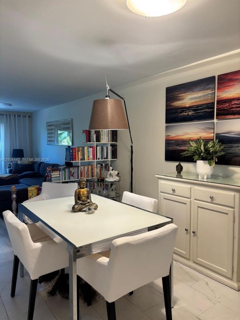 1610 Lenox Ave, Unit 302, Miami Beach, FL 33139 Photo