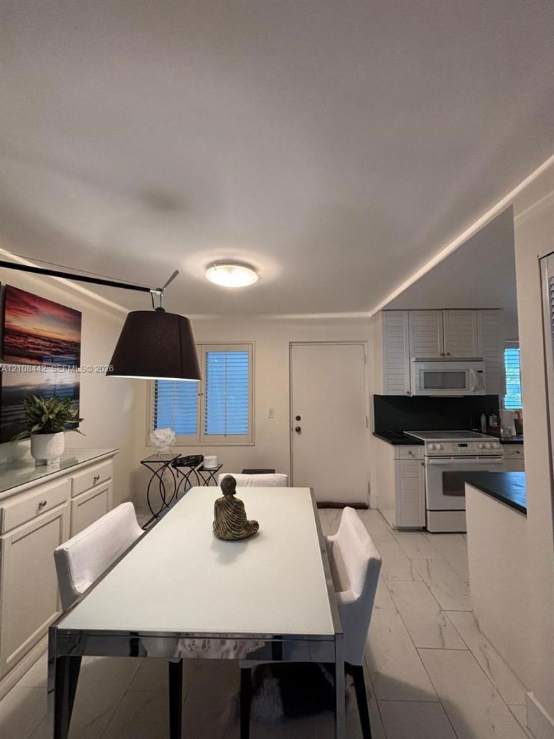 1610 Lenox Ave, Unit 302, Miami Beach, FL 33139 Photo