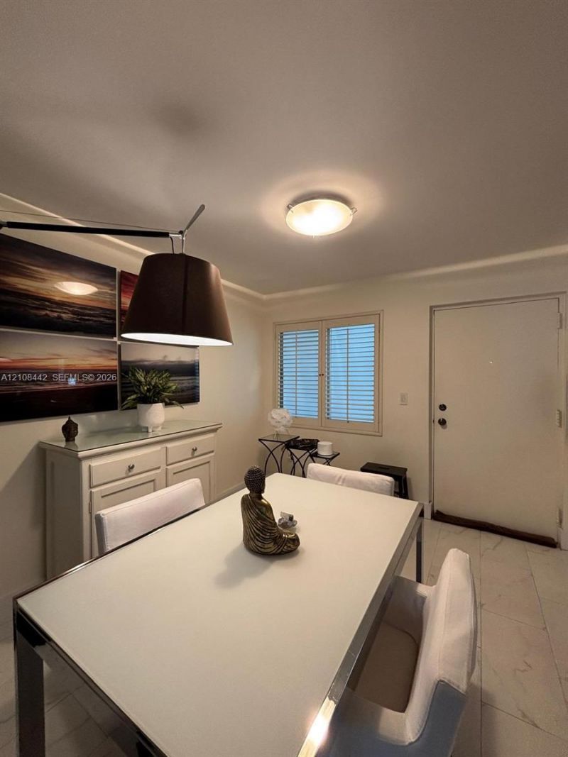 1610 Lenox Ave, Unit 302, Miami Beach, FL 33139 Photo