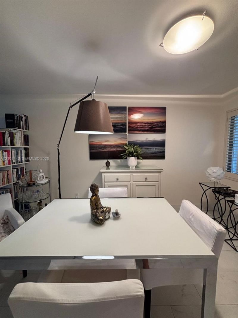 1610 Lenox Ave, Unit 302, Miami Beach, FL 33139 Photo