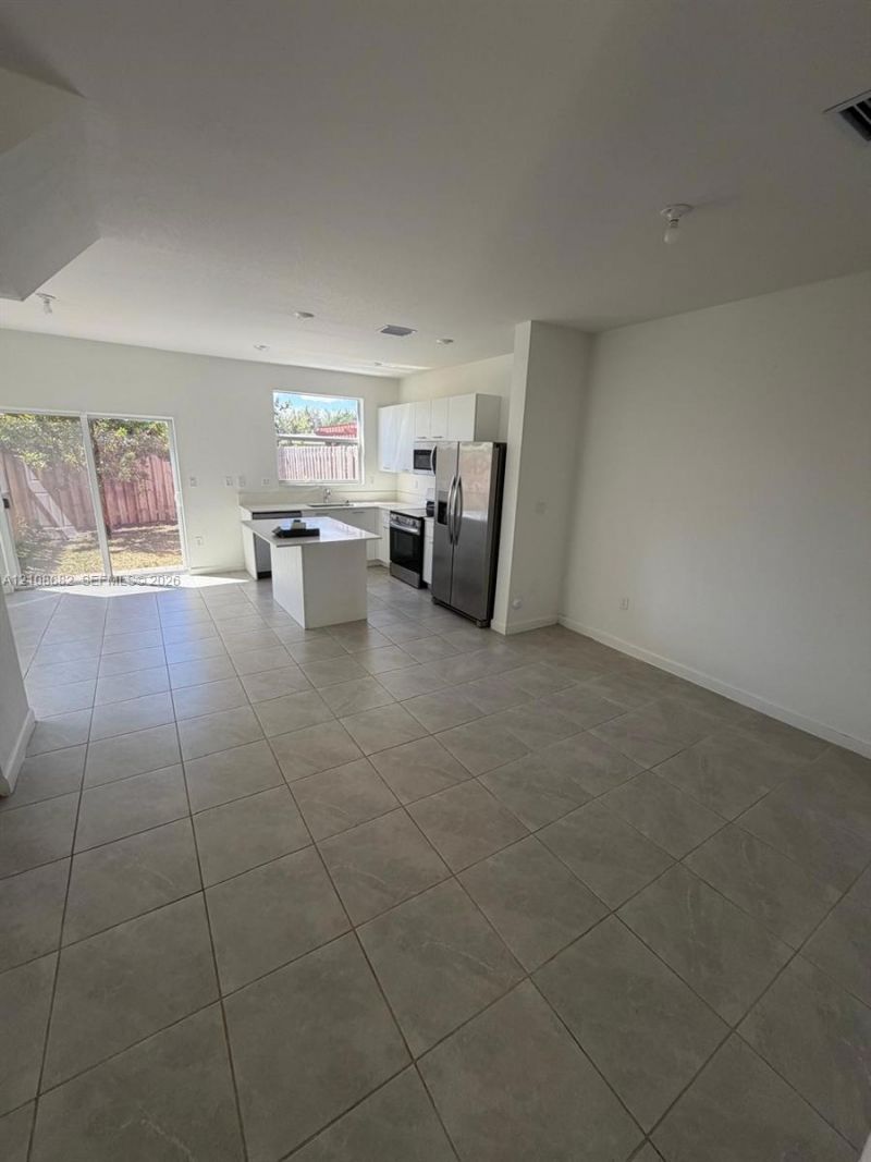 2334 NW 125th St , Unit 2334, Miami, FL 33167 Photo