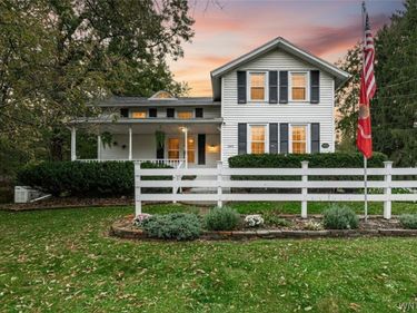 6913 Bear Ridge Road , North Tonawanda, NY 14120