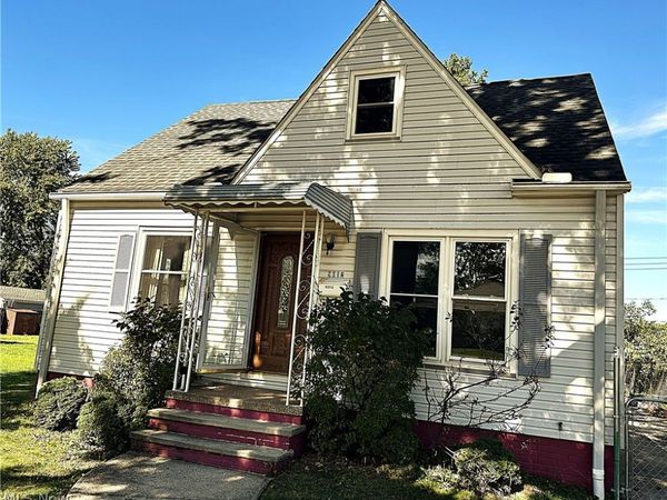 9012 Fernhill Avenue , Parma, OH 44129