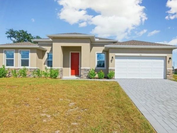 915 NE 19th ST , CAPE CORAL, FL 33909