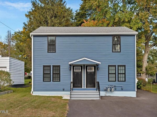 5 Leach Avenue, Colonie, NY 12205