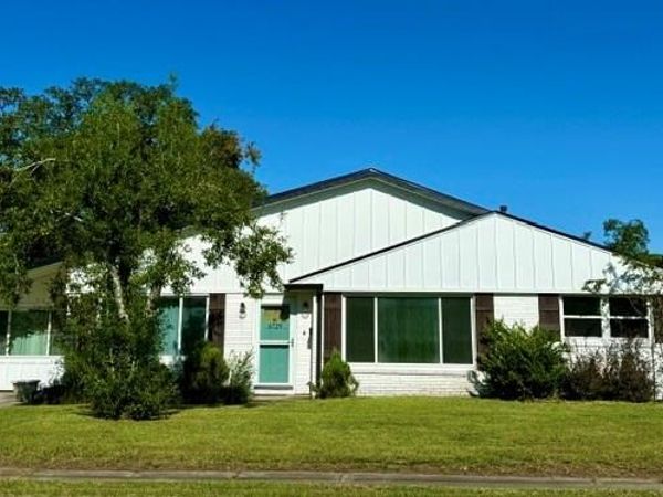 6729 RIVERSIDE Drive , Harahan, LA 70123