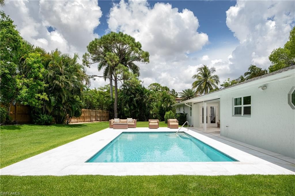 675 Yucca Rd , Naples, FL 34102 Photo
