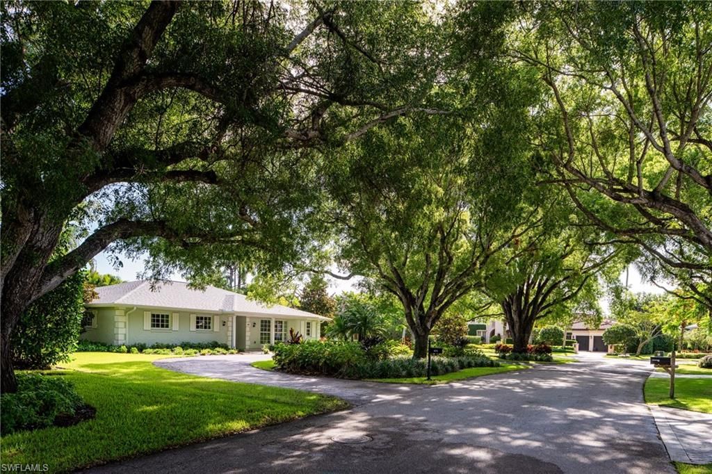 675 Yucca Rd , Naples, FL 34102 Photo