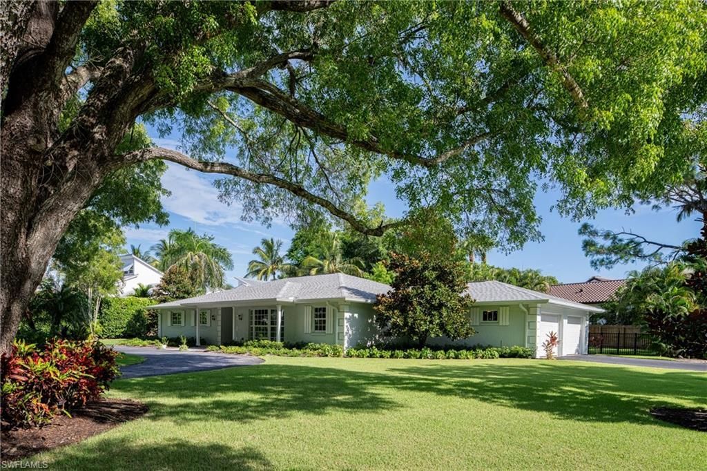 675 Yucca Rd , Naples, FL 34102 Photo
