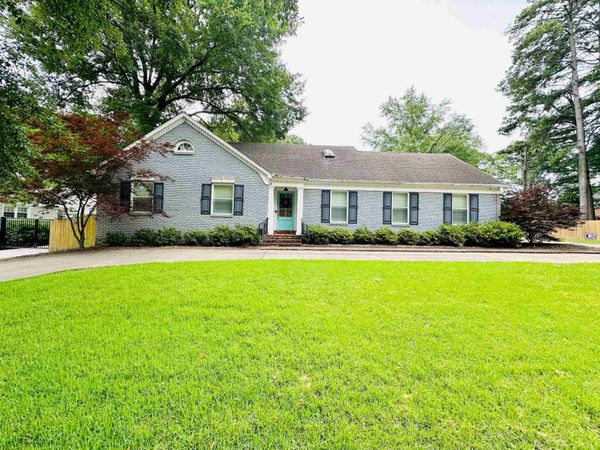 4517 LAURELWOOD DR, Memphis, TN 38117