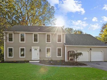 192 Wood Acres Drive , East Amherst, NY 14051