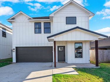 306 6th St, Elgin, OK 00000