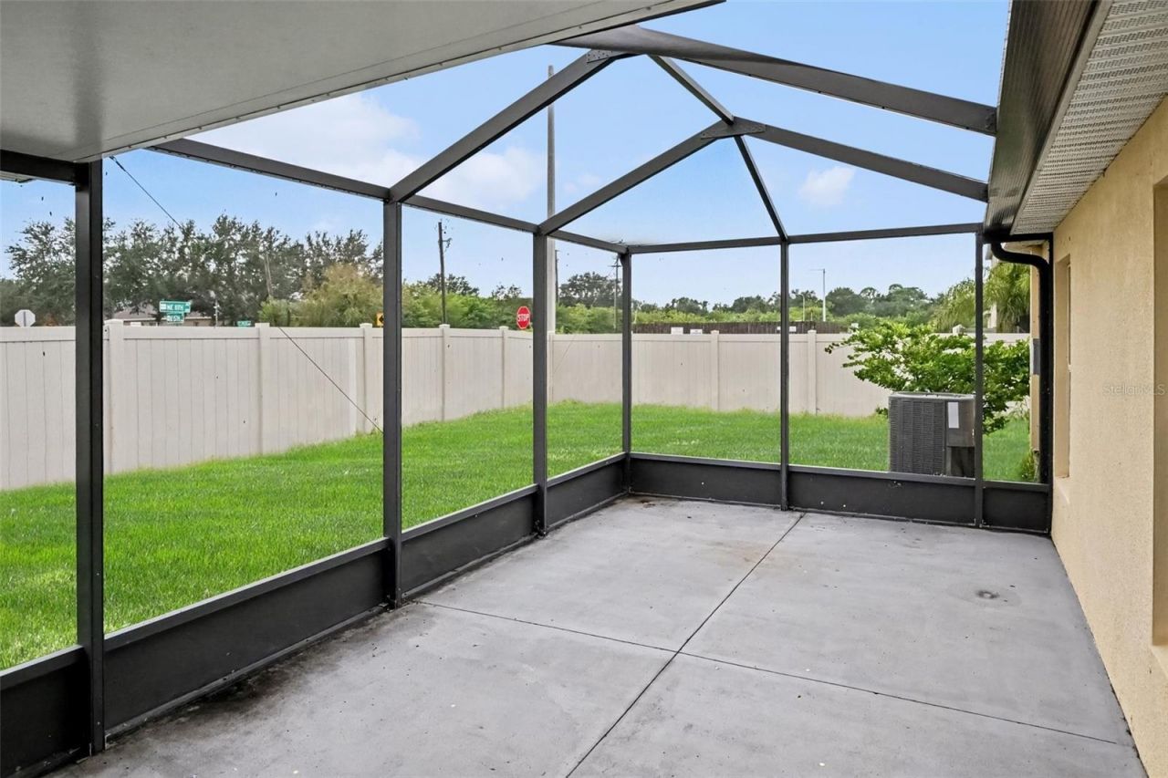 1501 Climbing Dayflower Drive , Ruskin, FL 33570 Photo