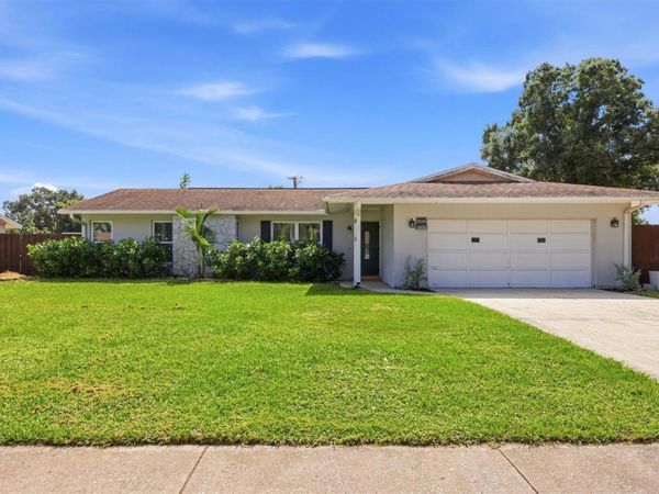 828 PONDEROSA PINE LANE, SARASOTA, FL 34243