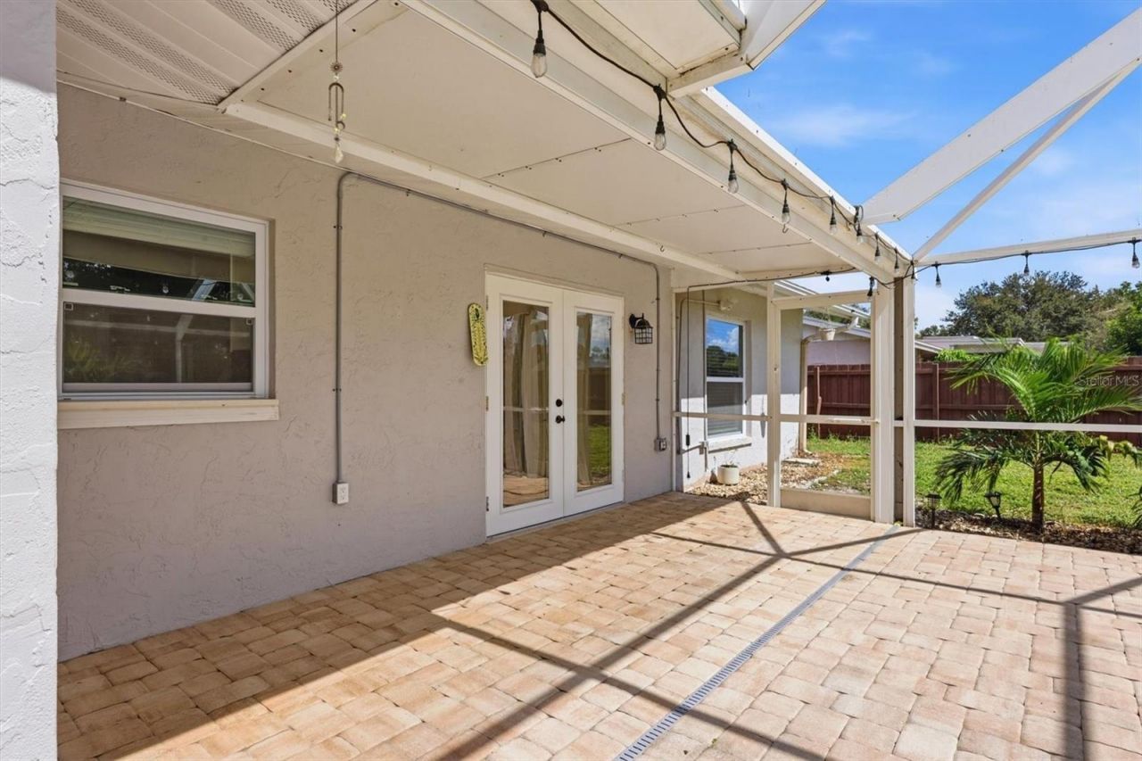828 Ponderosa Pine Lane, Sarasota, FL 34243 Photo