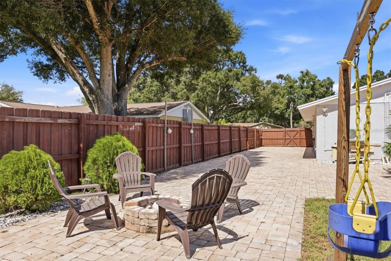 828 Ponderosa Pine Lane, Sarasota, FL 34243 Photo