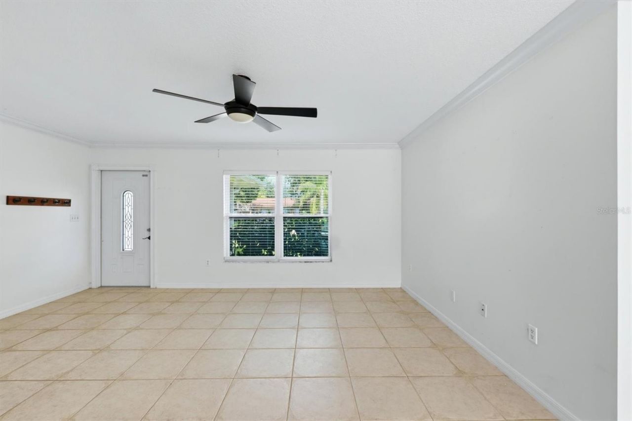 828 Ponderosa Pine Lane, Sarasota, FL 34243 Photo