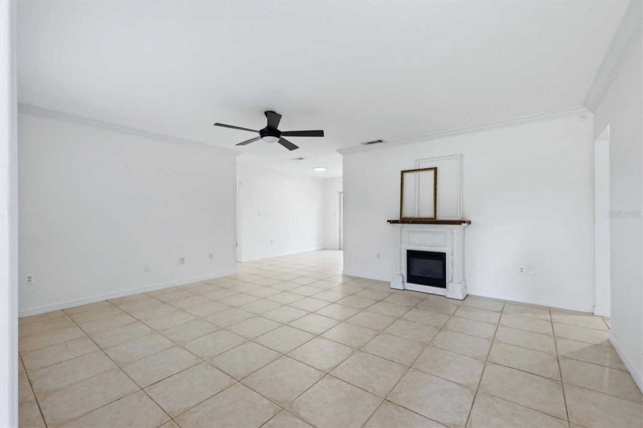 828 Ponderosa Pine Lane, Sarasota, FL 34243 Photo