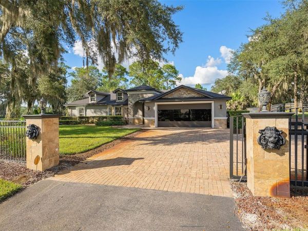 39250 FOREST DRIVE , EUSTIS, FL 32736