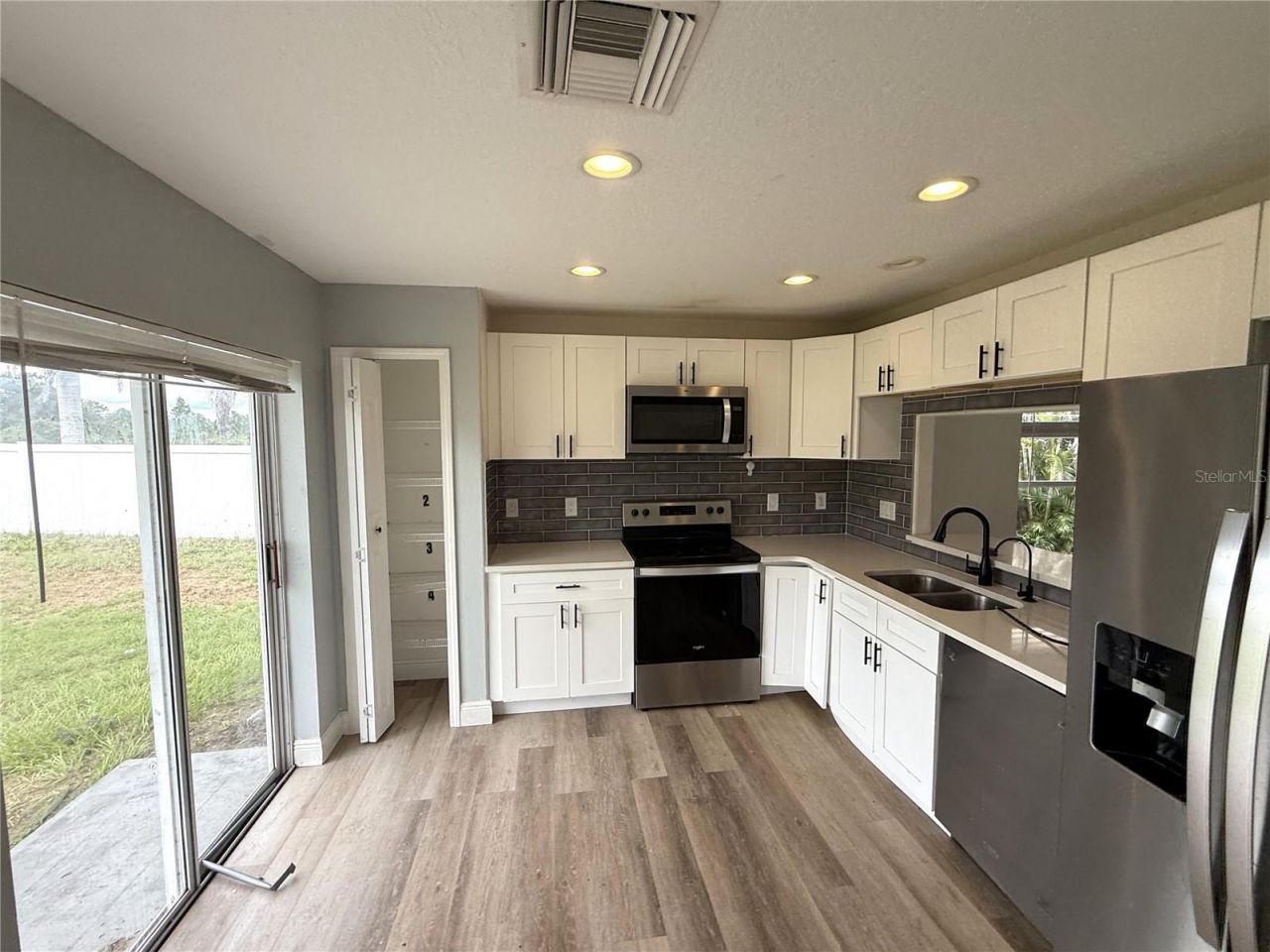 7542 Maroon Peak Drive, Ruskin, FL 33573 Photo