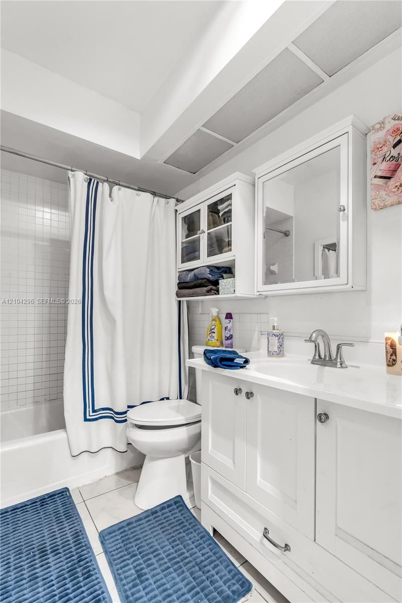 515 S Crescent Dr , Unit 107, Hollywood, FL 33021 Photo
