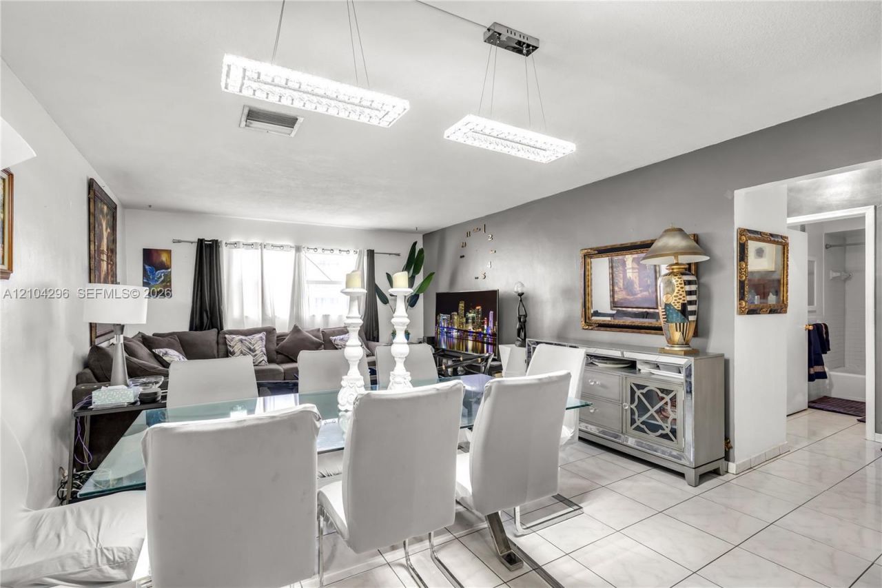515 S Crescent Dr , Unit 107, Hollywood, FL 33021 Photo
