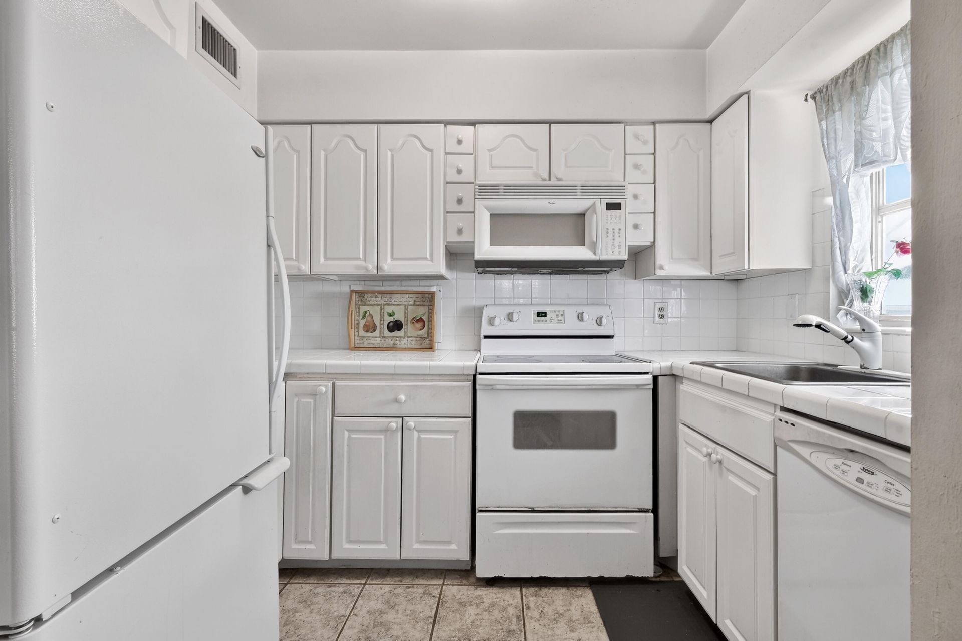 10084 N Meridian Way N, Unit 3, Palm Beach Gardens, FL 33410 Photo