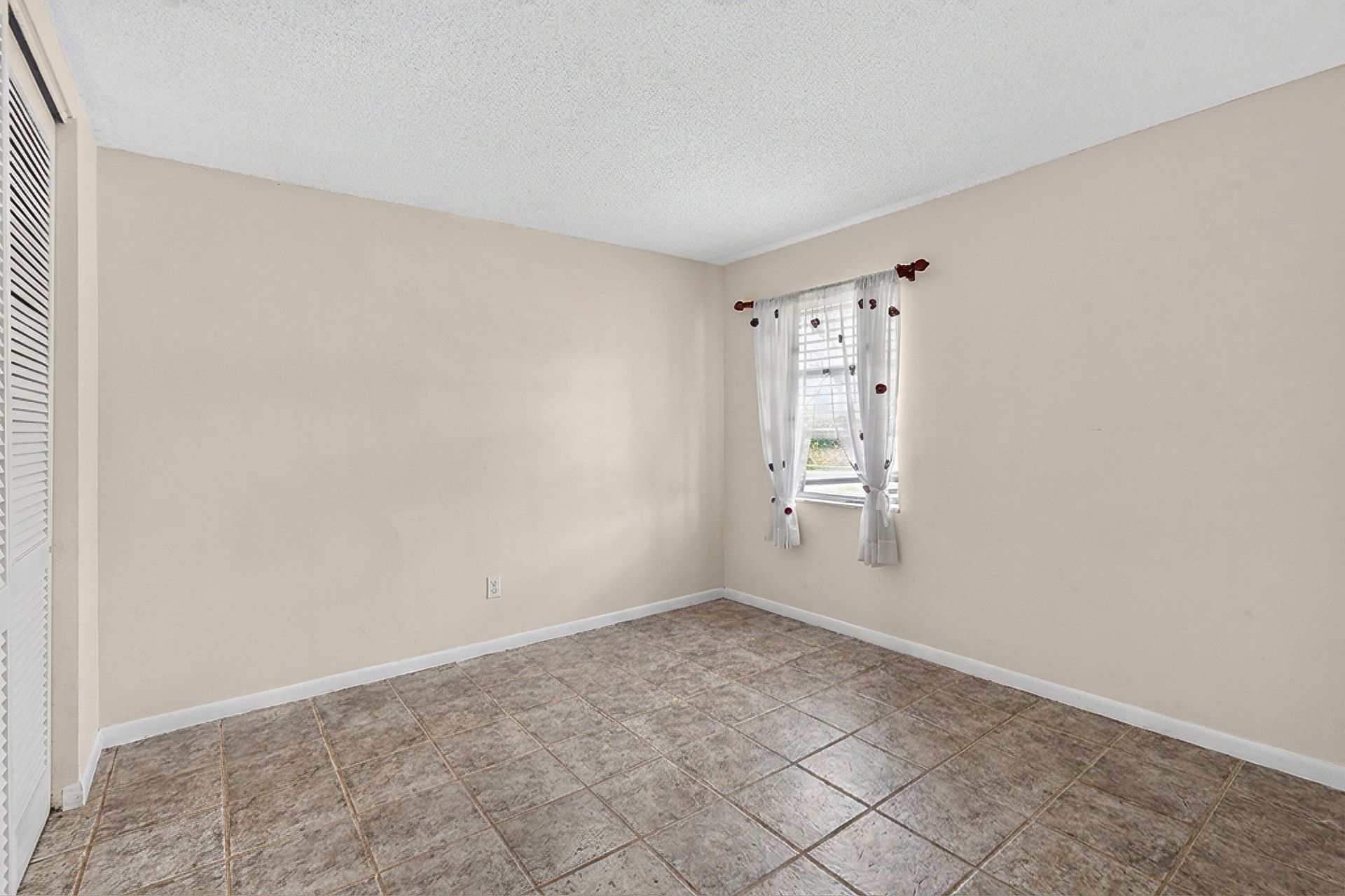 10084 N Meridian Way N, Unit 3, Palm Beach Gardens, FL 33410 Photo