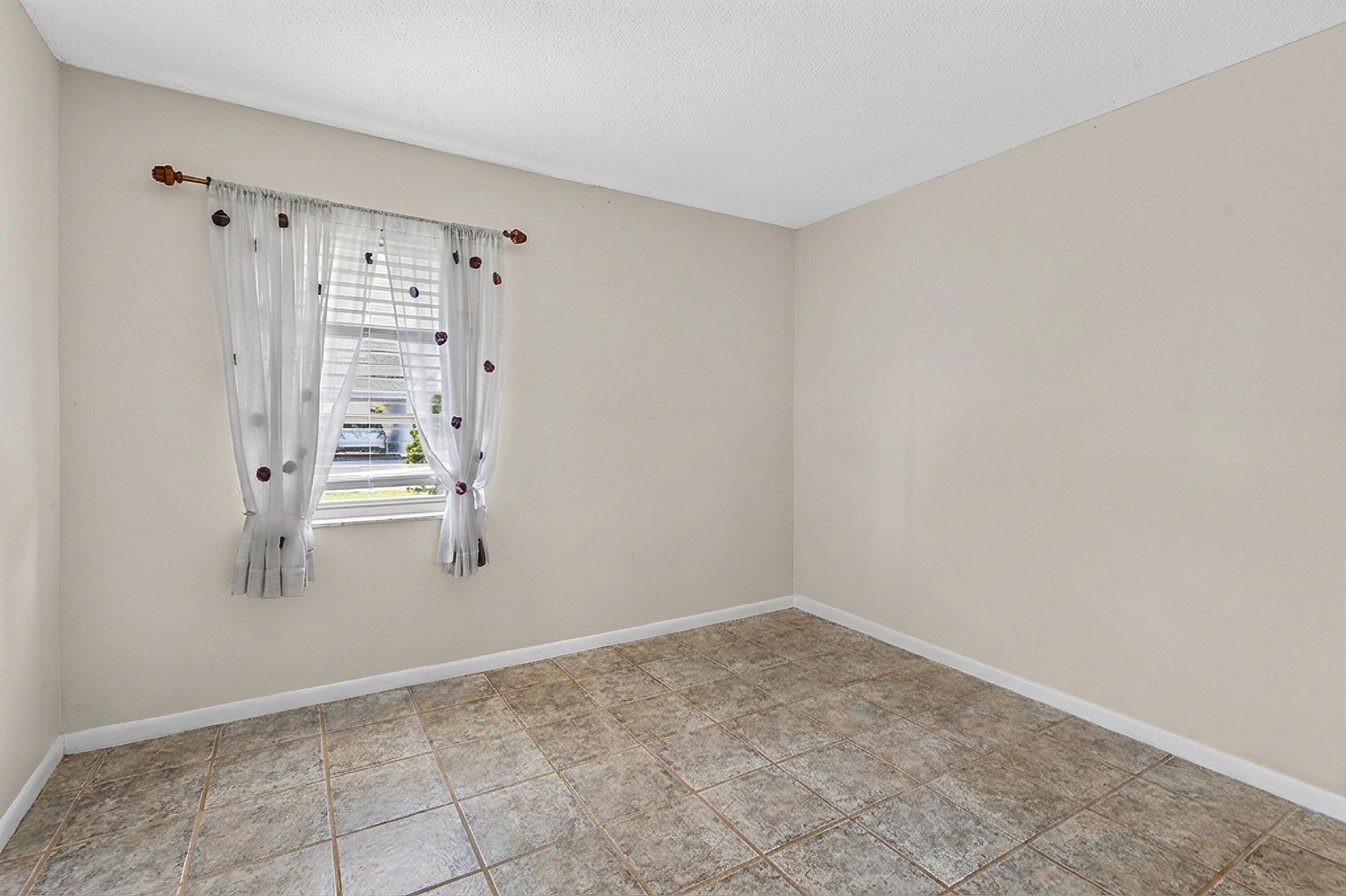 10084 N Meridian Way N, Unit 3, Palm Beach Gardens, FL 33410 Photo