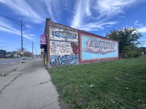 Main Photo