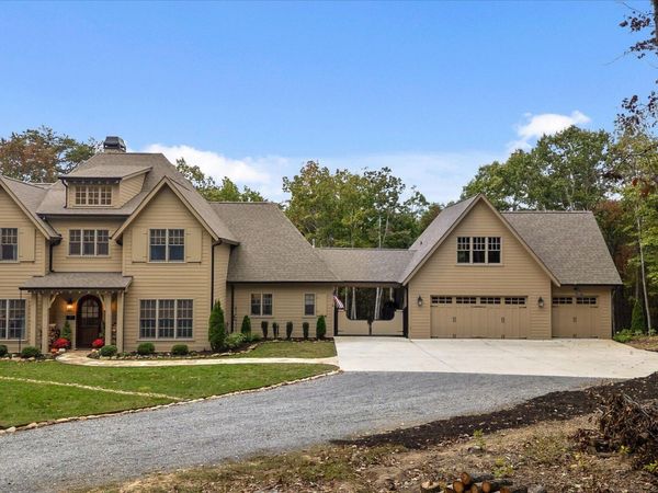 197 Grandview Road, Signal Mountain, TN 37377