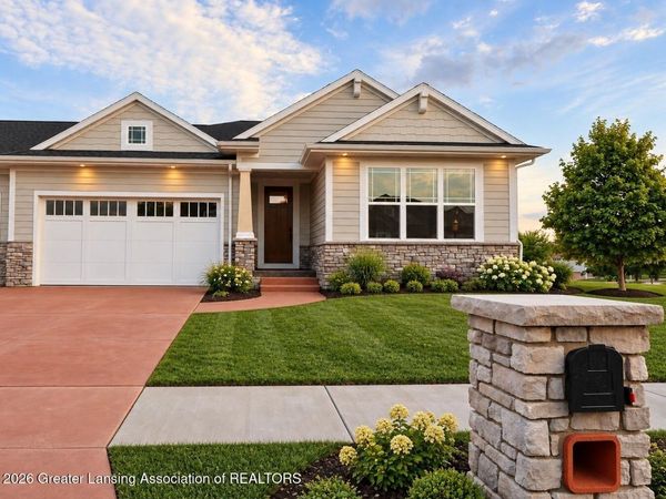 593 Aquila Drive, East Lansing, MI 48823