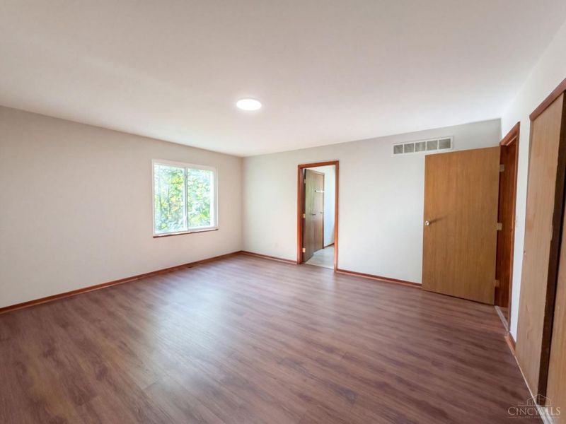 6428 Camp Superior Drive, Sycamore Township, OH 45241 Photo 4