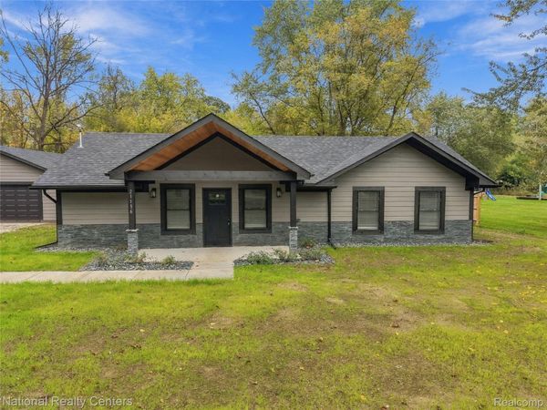 21136 Randall Street , Farmington Hills, Mi 48336