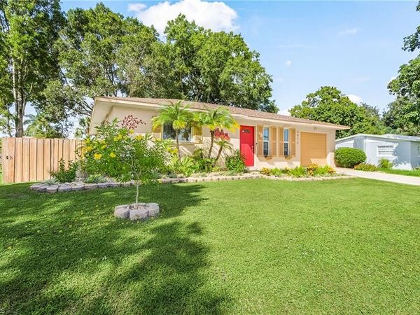 2073 E Tobago CIR, FORT MYERS, FL 33905