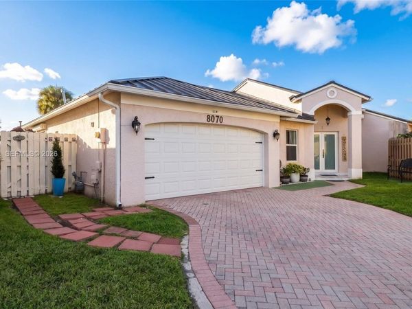 8070 SW 157th Pl , Miami, FL 33193