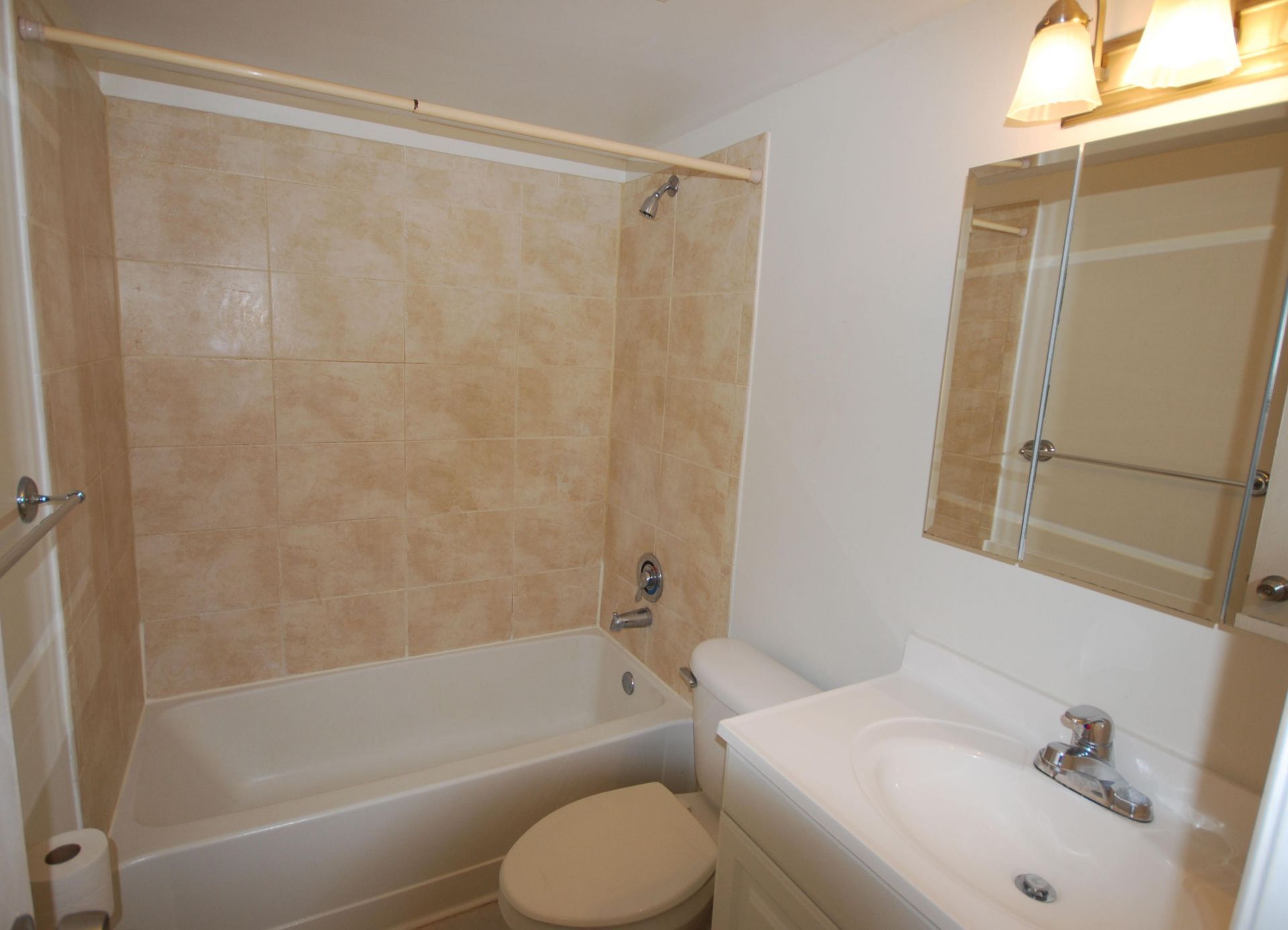 1505 Crescent Circle, Unit C34, West Palm Beach, FL 33403 Photo
