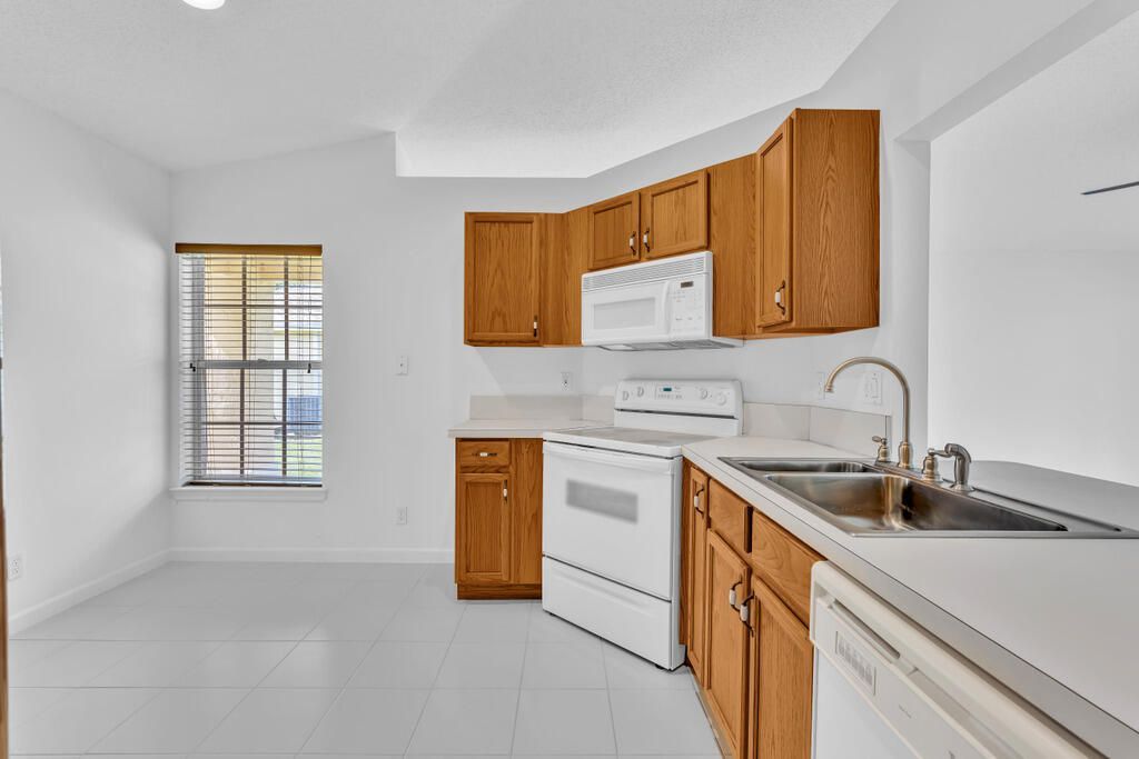 1788 Sawgrass Circle, Greenacres, FL 33413 Photo