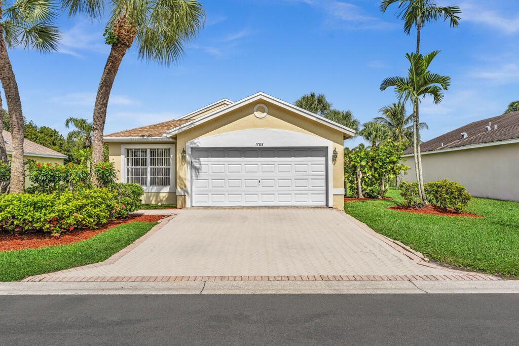1788 Sawgrass Circle, Greenacres, FL 33413 Photo