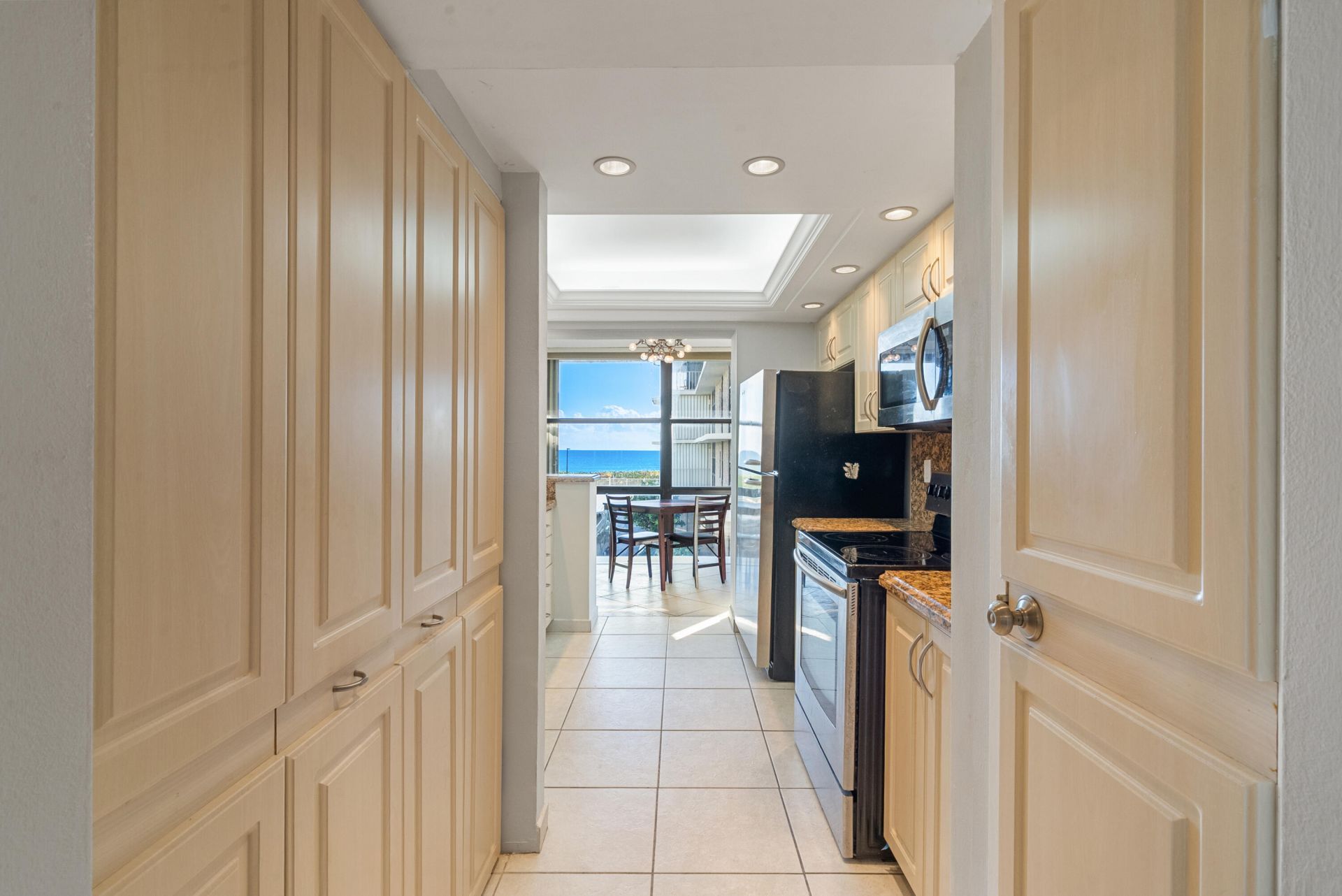 3200 S Ocean Boulevard, Unit D-301, Palm Beach, FL 33480 Photo