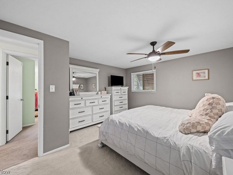 5523 Meadow Wood Boulevard , Lyndhurst, OH 44124 Photo 15