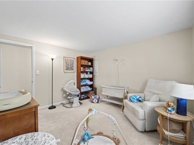 5523 Meadow Wood Boulevard , Lyndhurst, OH 44124 Photo 20