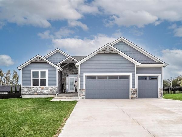 1603 Marvin Court, Harrisonville, MO 64701