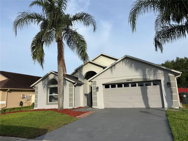 2830 STRAND CIRCLE , OVIEDO, FL 32765