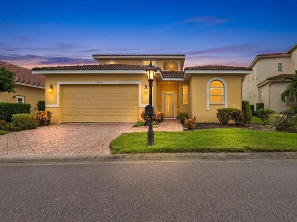 4541 MURCIA BOULEVARD , Unit 11, SARASOTA, FL 34238