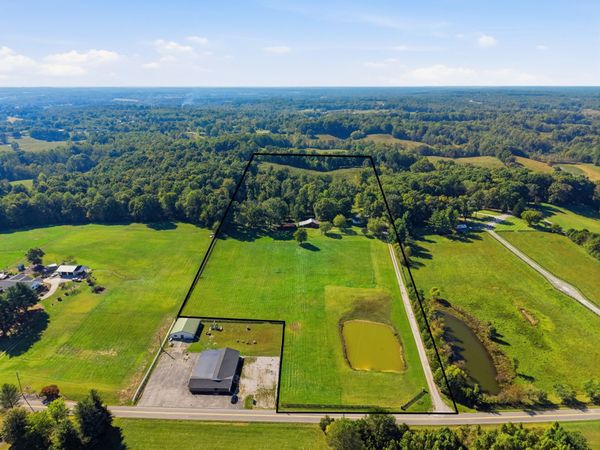 1816 Windle Community Rd , Cookeville, TN 38506