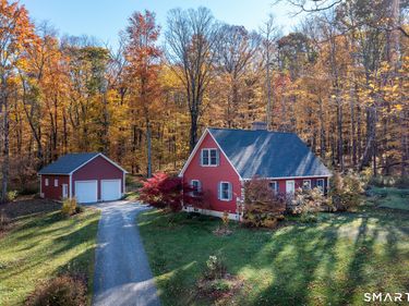 30 Graham , Sharon, CT 06069