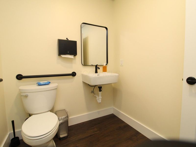 1151 Bethel Road, Unit 103B, Columbus, OH 43220 Photo 18